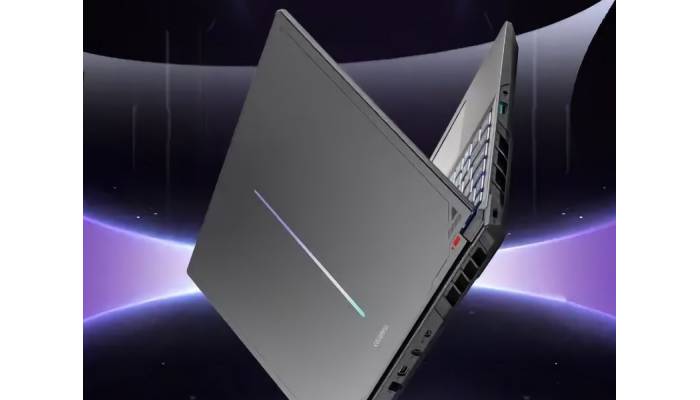 colorful-evol-p15-4-